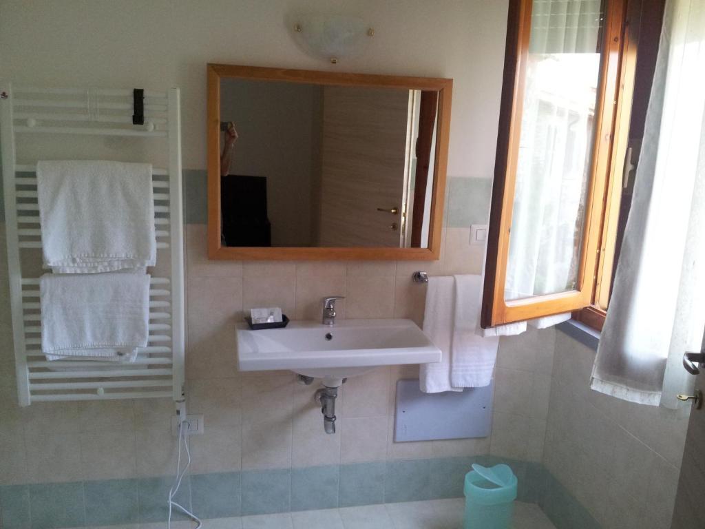 Tellus Saturnia Bed & Breakfast 部屋 写真